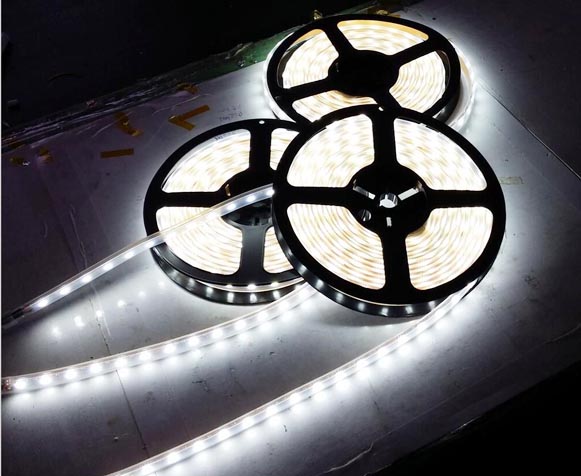 Low voltage LED strip lighting